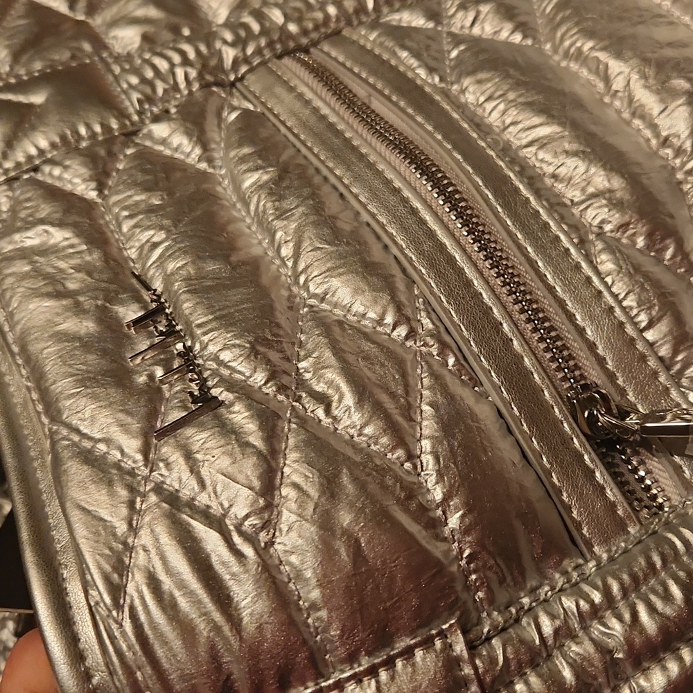Nicole Miller Silver Quilted Women's Tote Bag Fancy Weekender Shoulder Bag - Picture 5 of 16